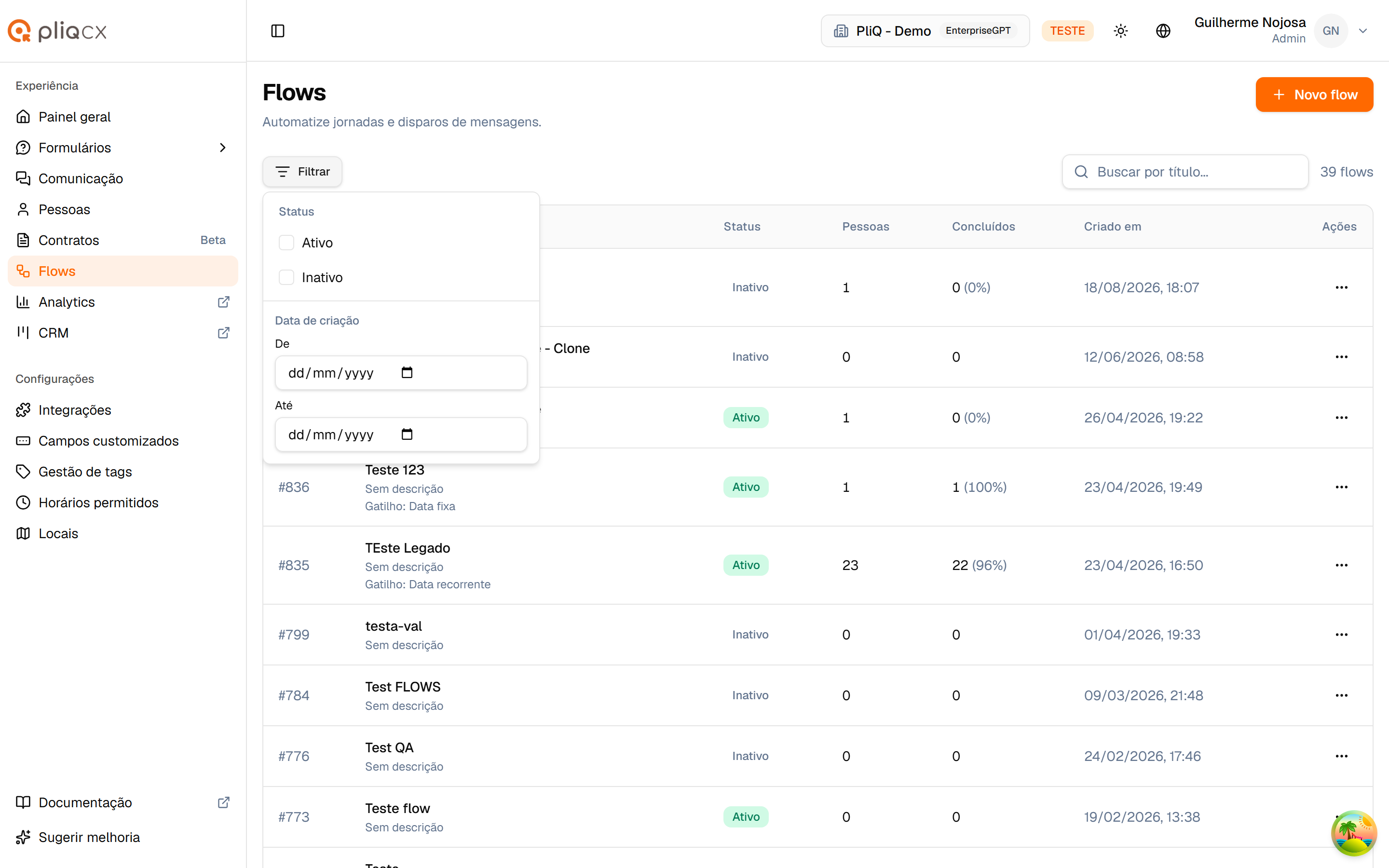 Painel de filtros aberto, com status e data de criação